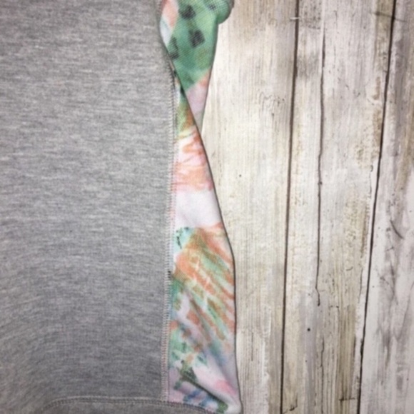 RBX Grey Muscle Tee With A Hood - Picture 3 of 5